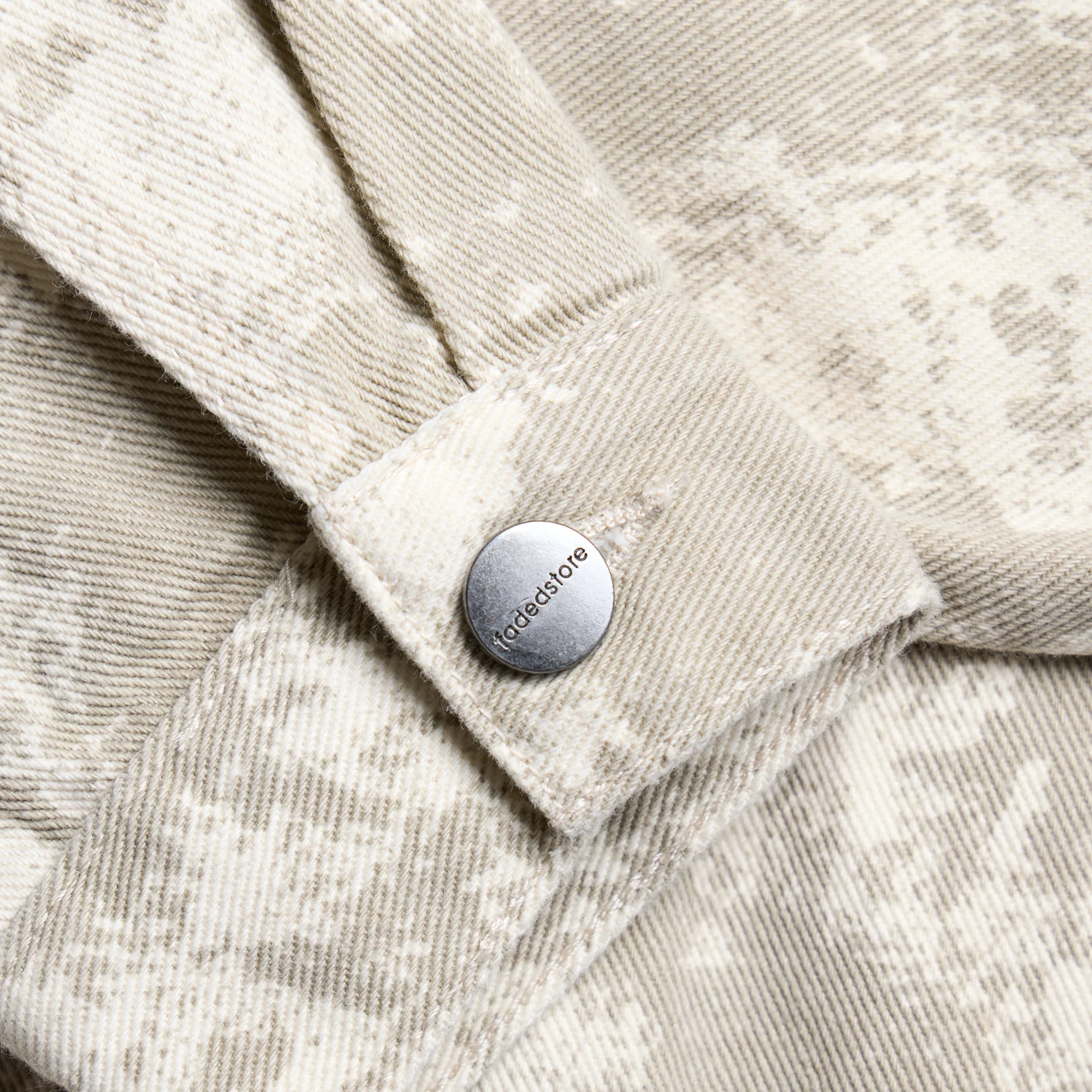 Tree Camo Print Jacket | Beige - Image 6