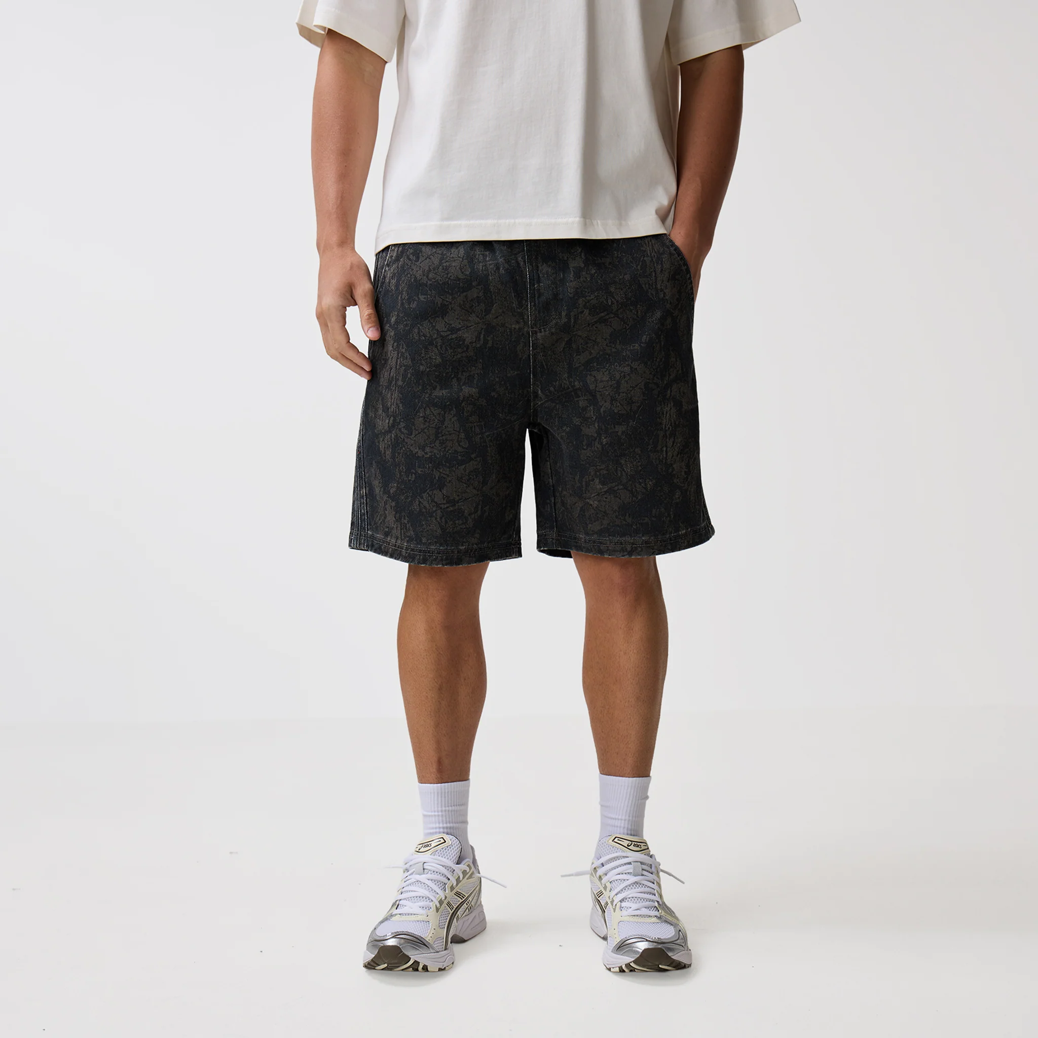 Essential Real Tree Camo Shorts | Charcoal - Image 11