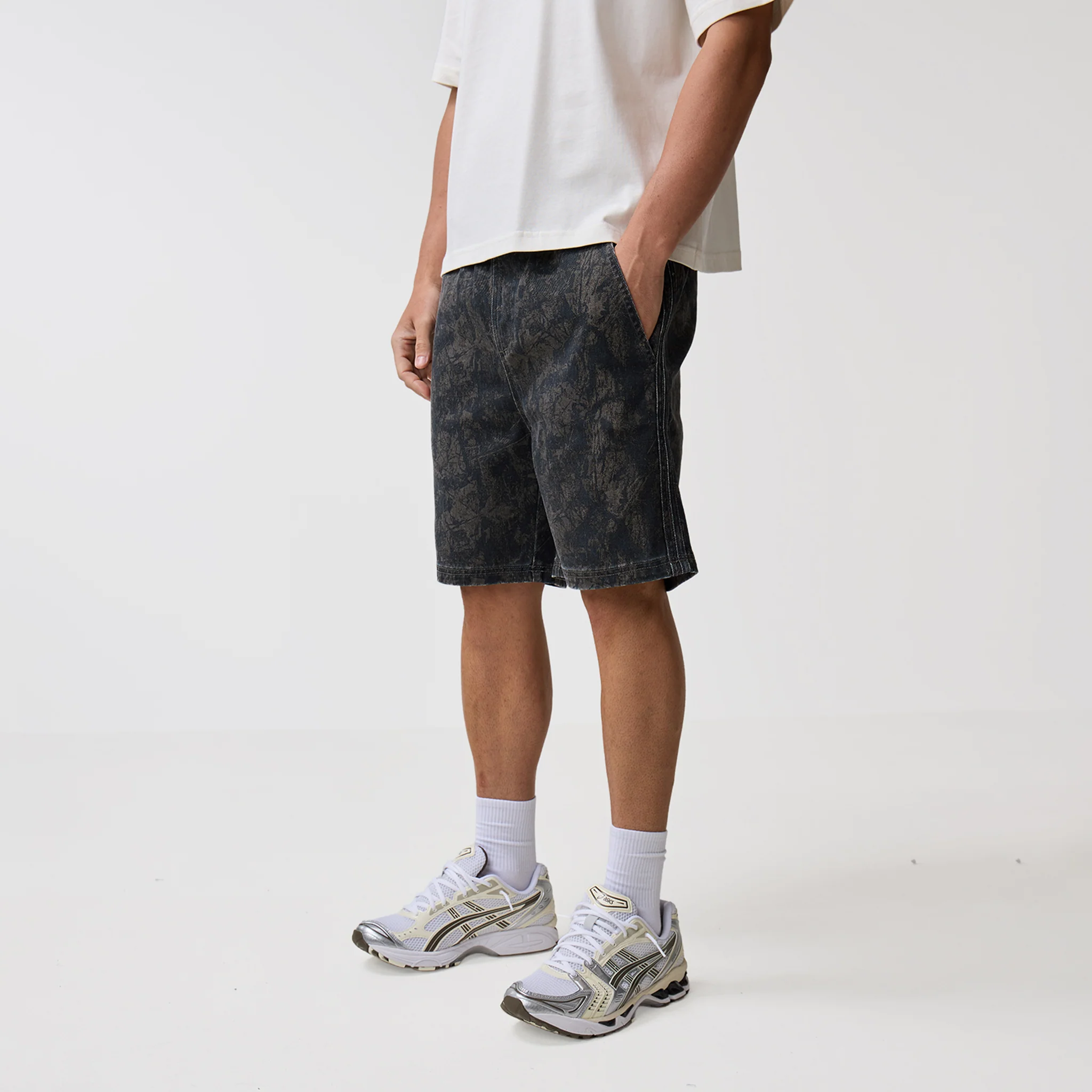 Essential Real Tree Camo Shorts | Charcoal - Image 3