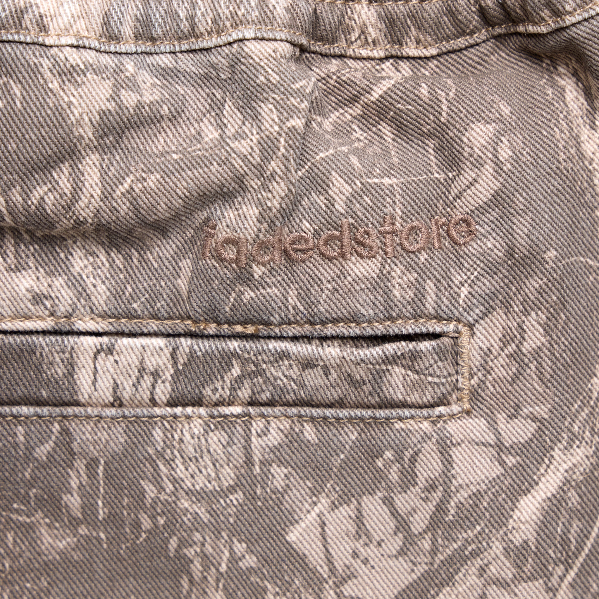 Essential Real Tree Camo Shorts | Stone - Image 9