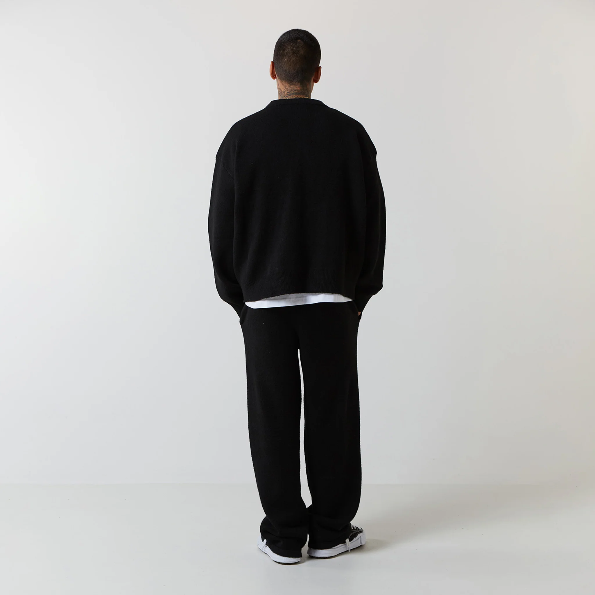 Knitted Crewneck | Black - Image 11