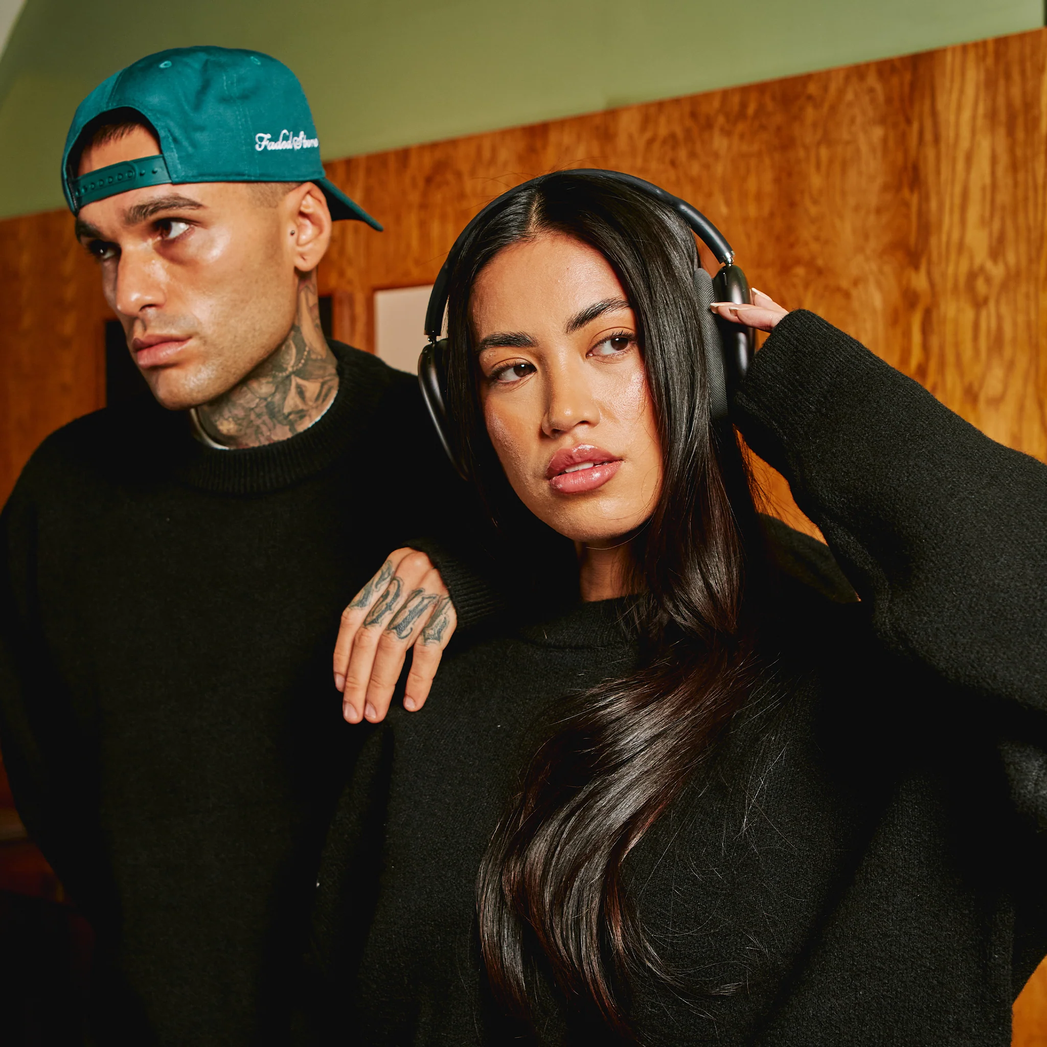 Knitted Crewneck | Black - Image 3