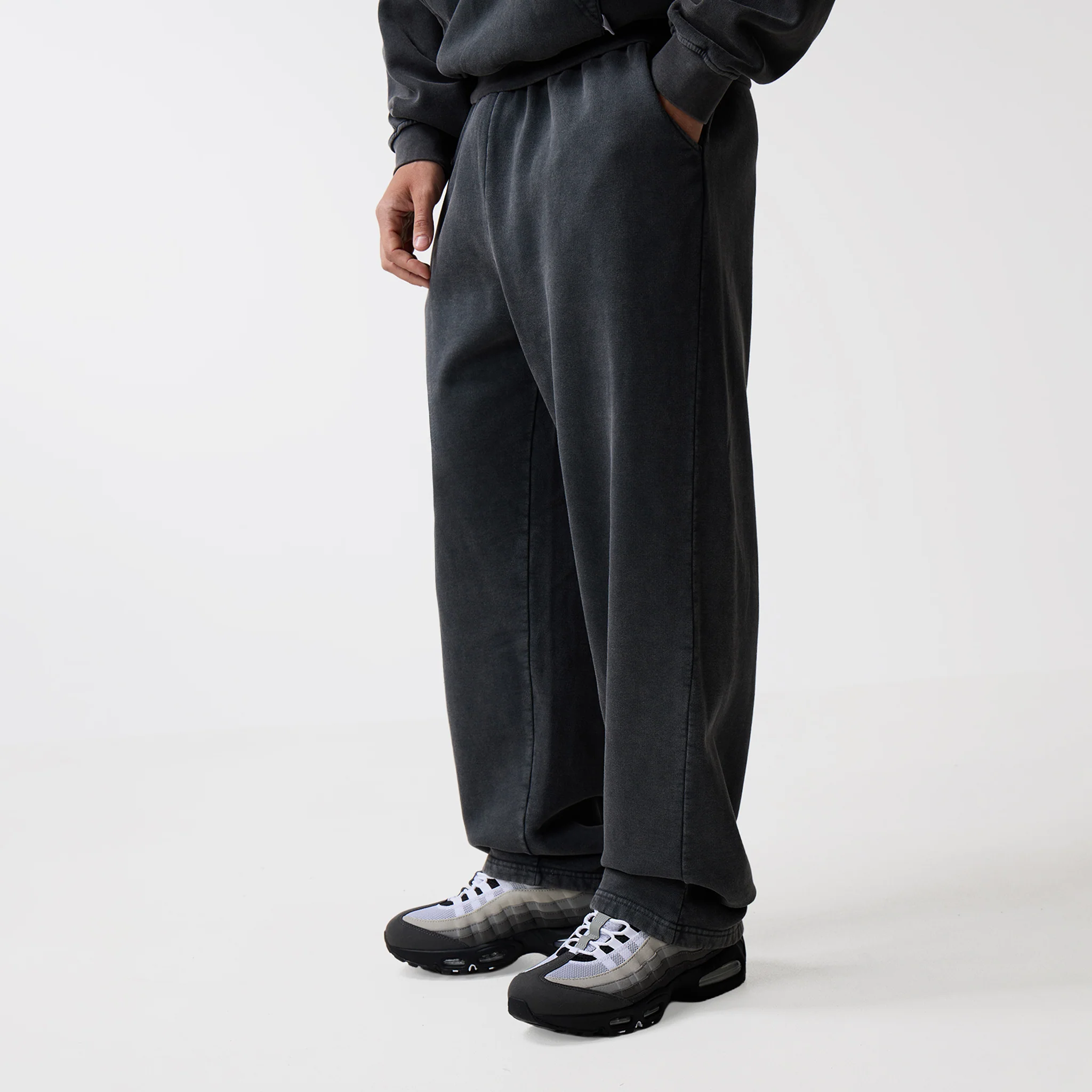 Loose Fit Jogger | Black Wash - Image 4