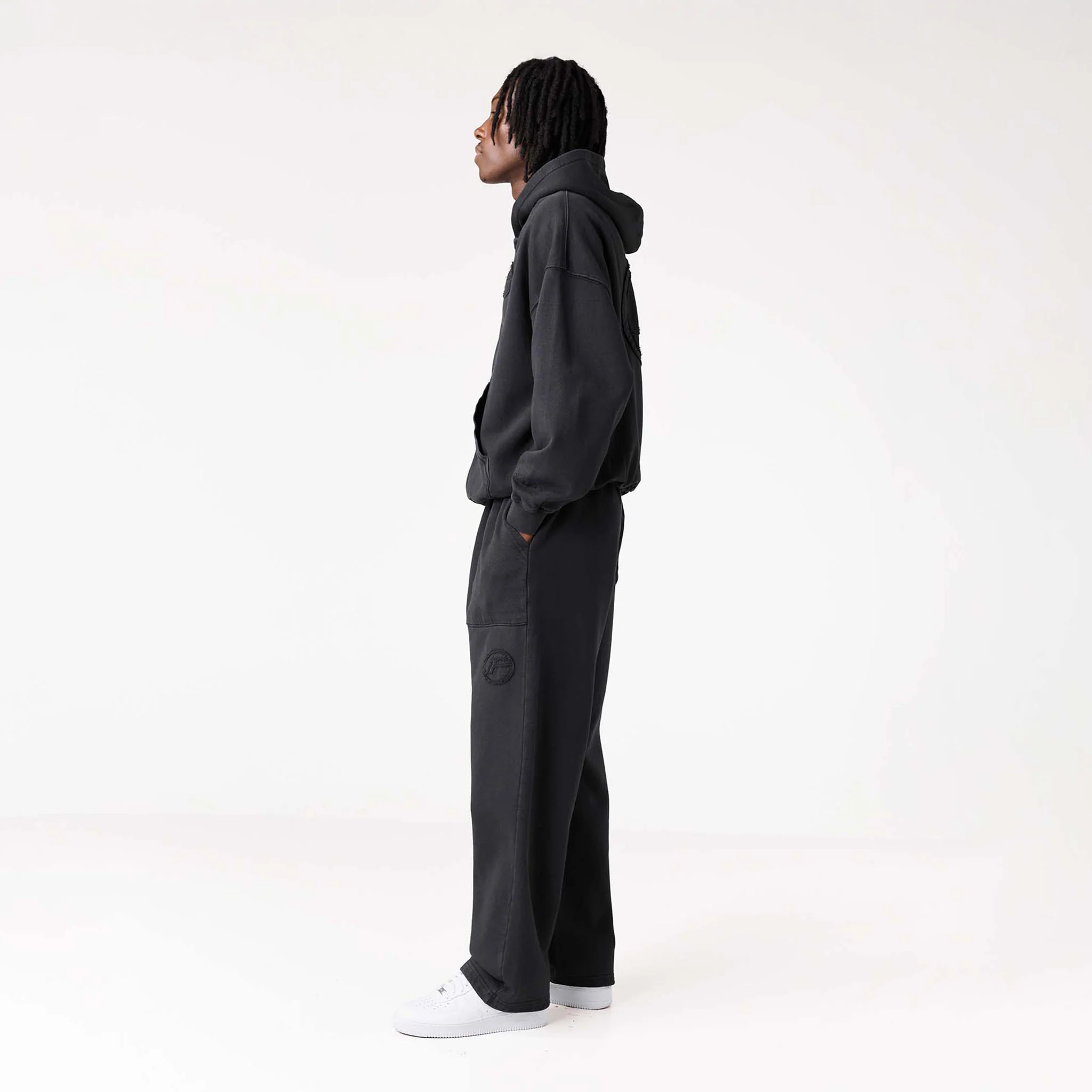 Oval Appliqué Open Hem Jogger | Washed Black - Image 6