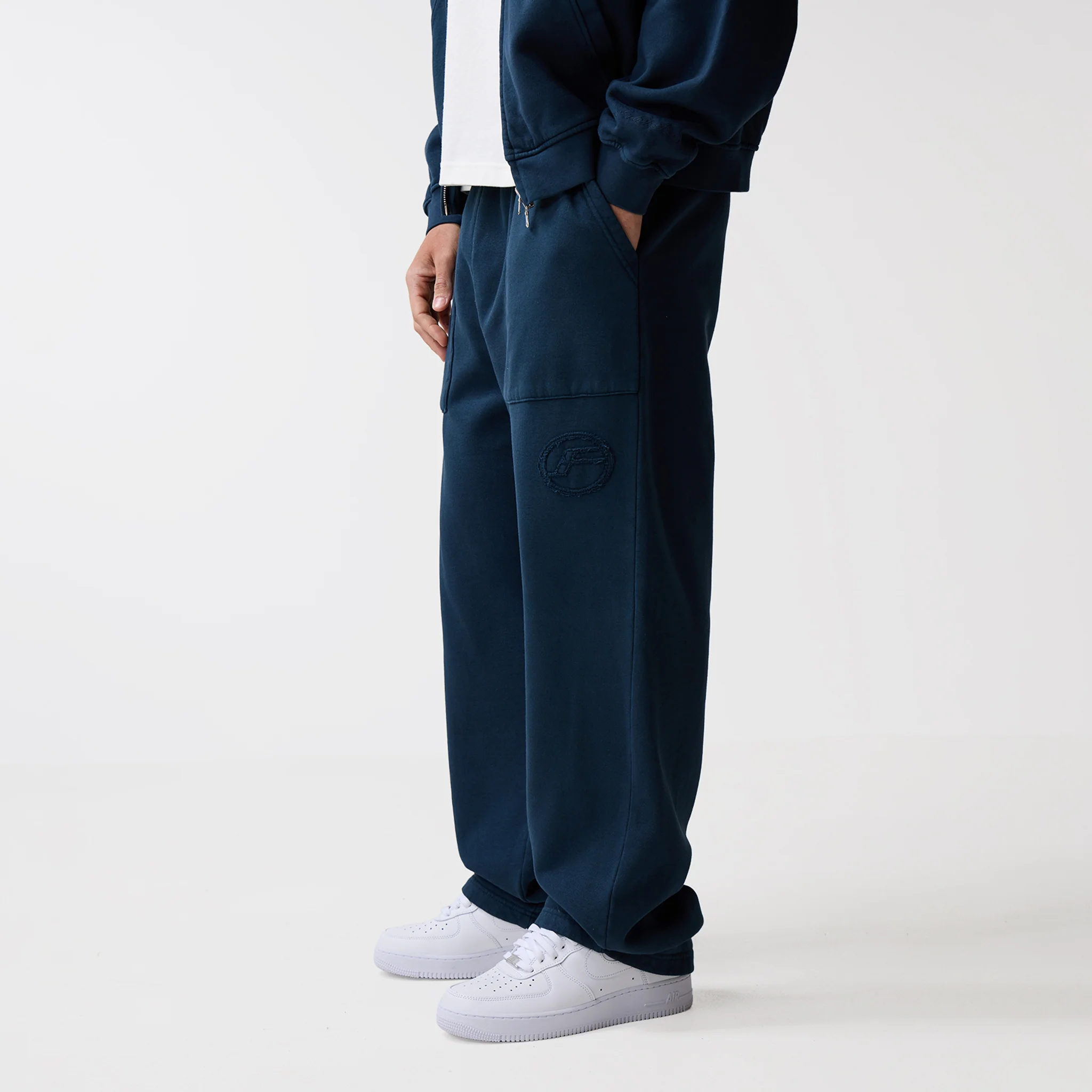 Oval Appliqué Tracksuit | Washed Navy - Image 9