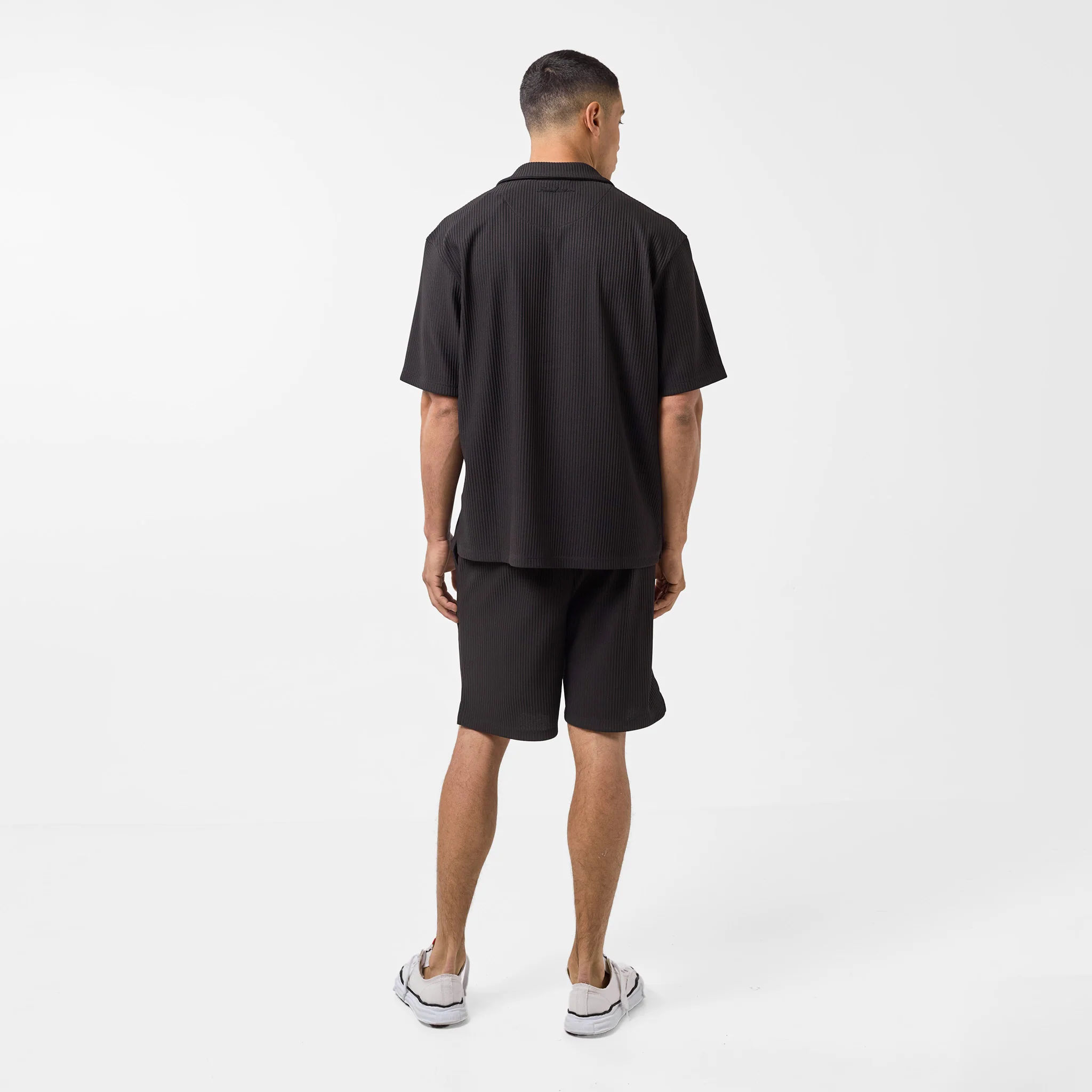 Pleated Shirt Twinset | Black - Image 14
