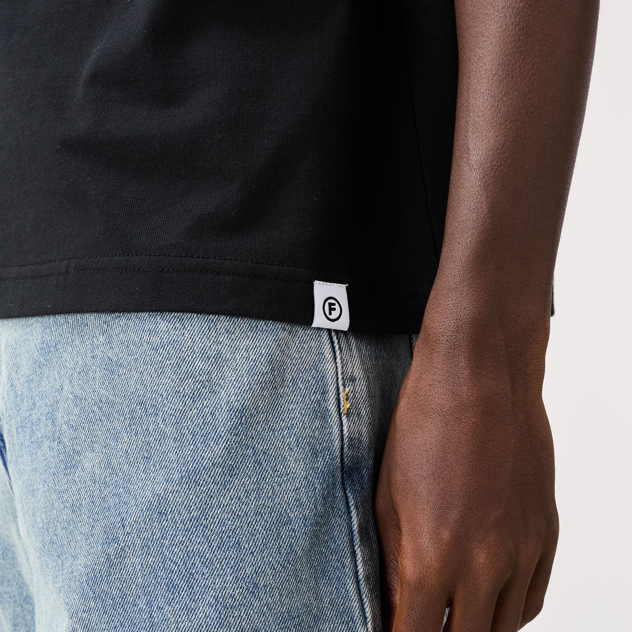 Smoke T-Shirt | Black - Image 7