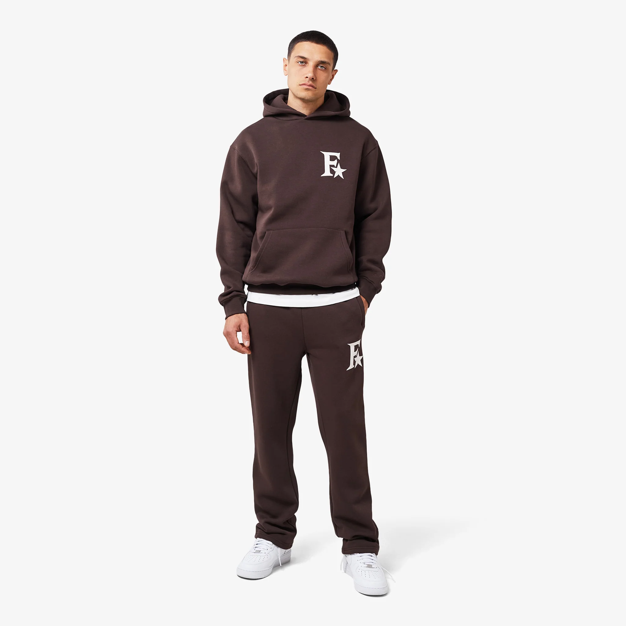 Star Icon Open Hem Jogger | Dark Brown - Image 2