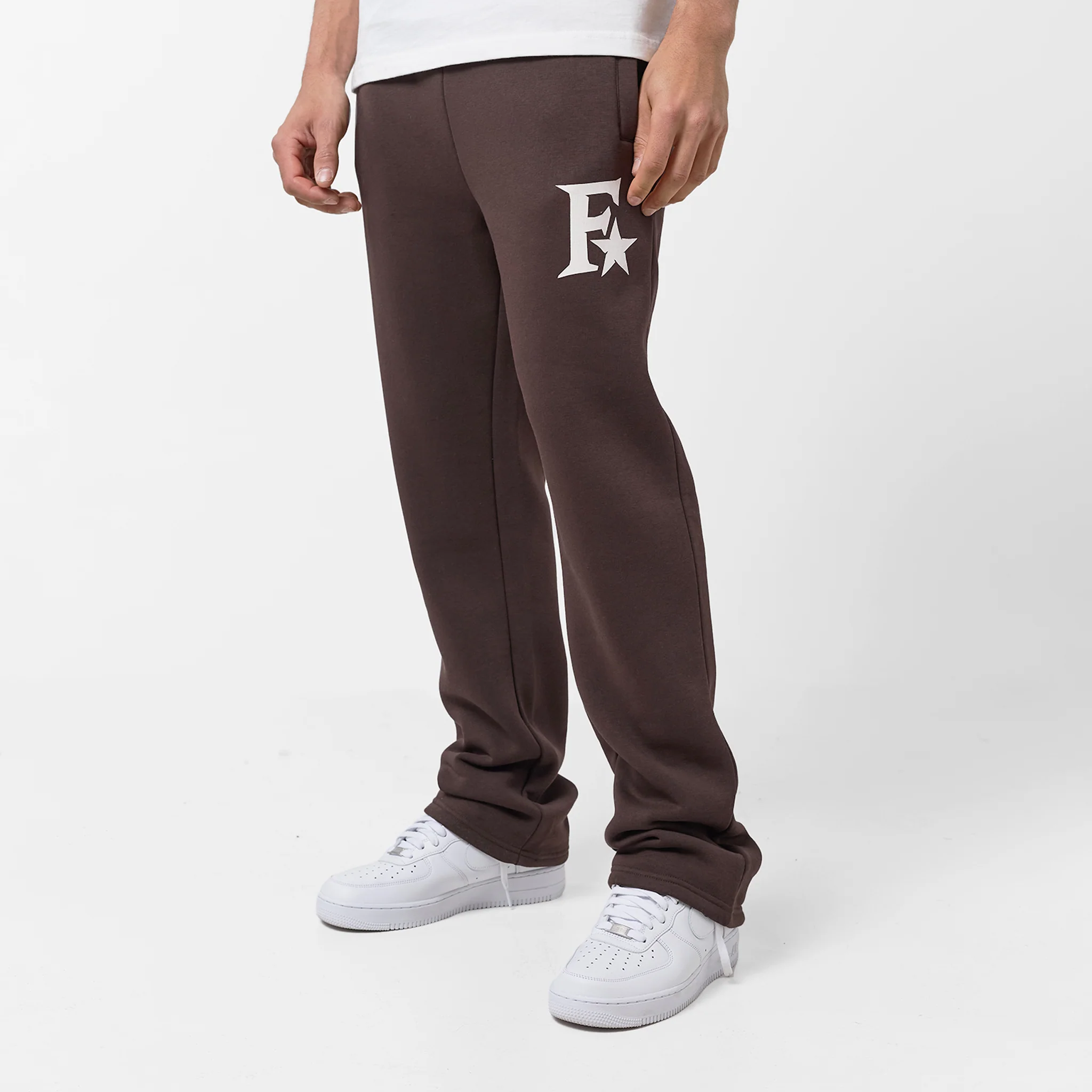 Star Icon Open Hem Jogger | Dark Brown - Image 4