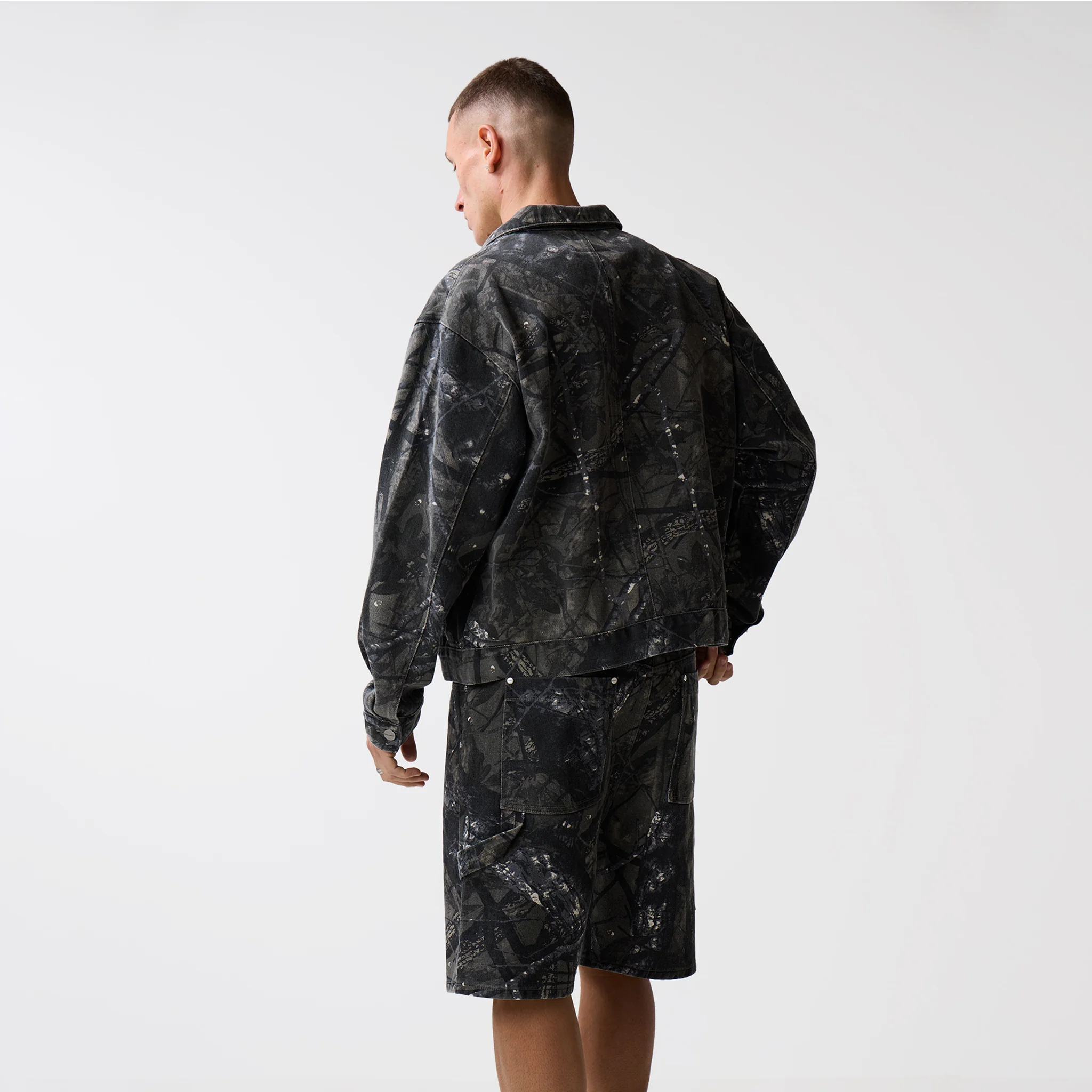 Tree Camo Print Jacket | Grey - Image 5