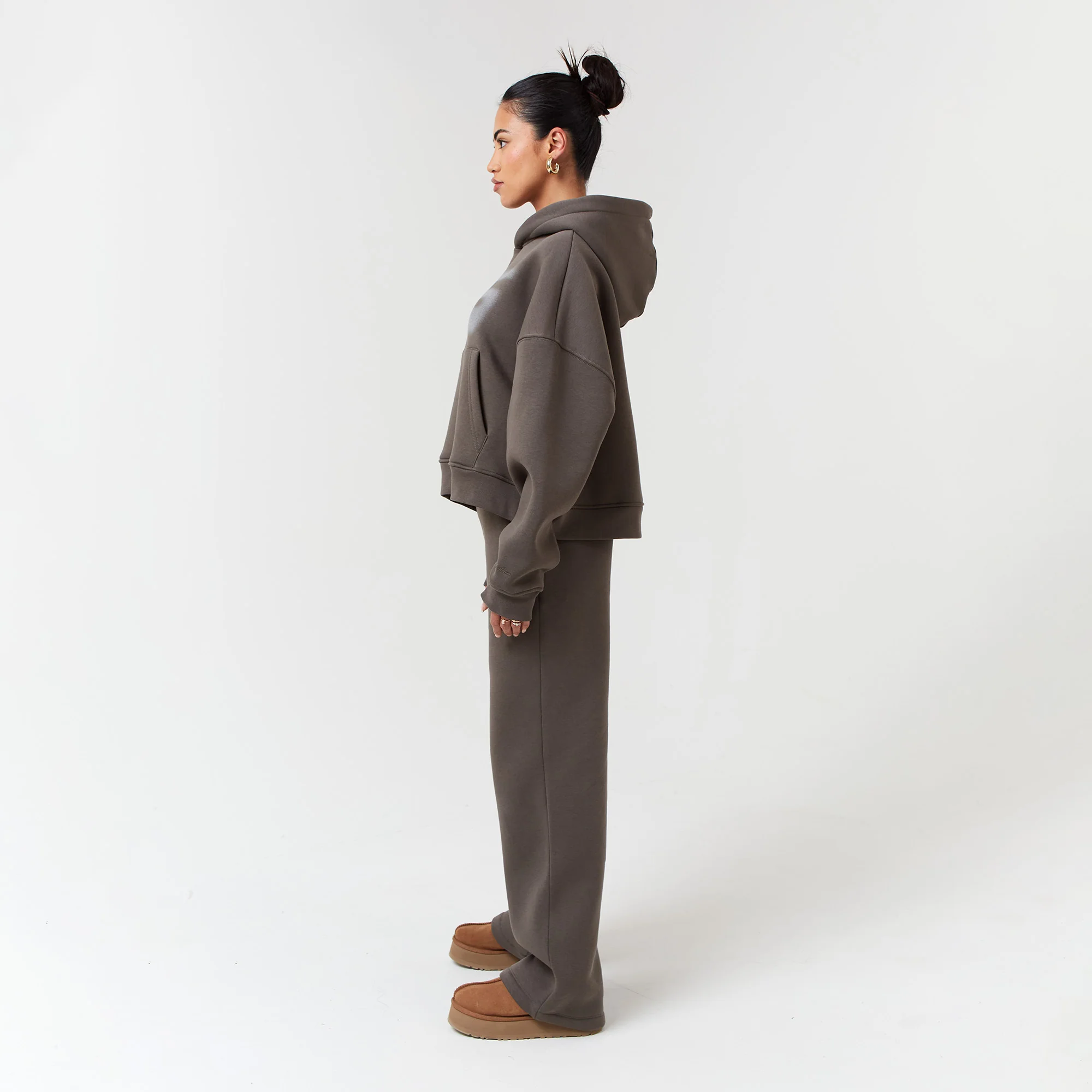 Open Hem Jogger | Brown - Image 3